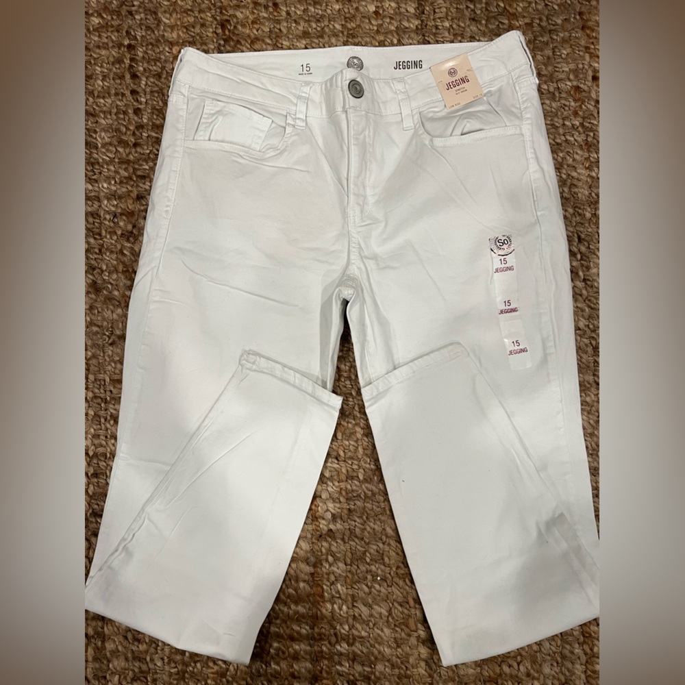 NWT Women's/Junior's SO White Stretch Jegging